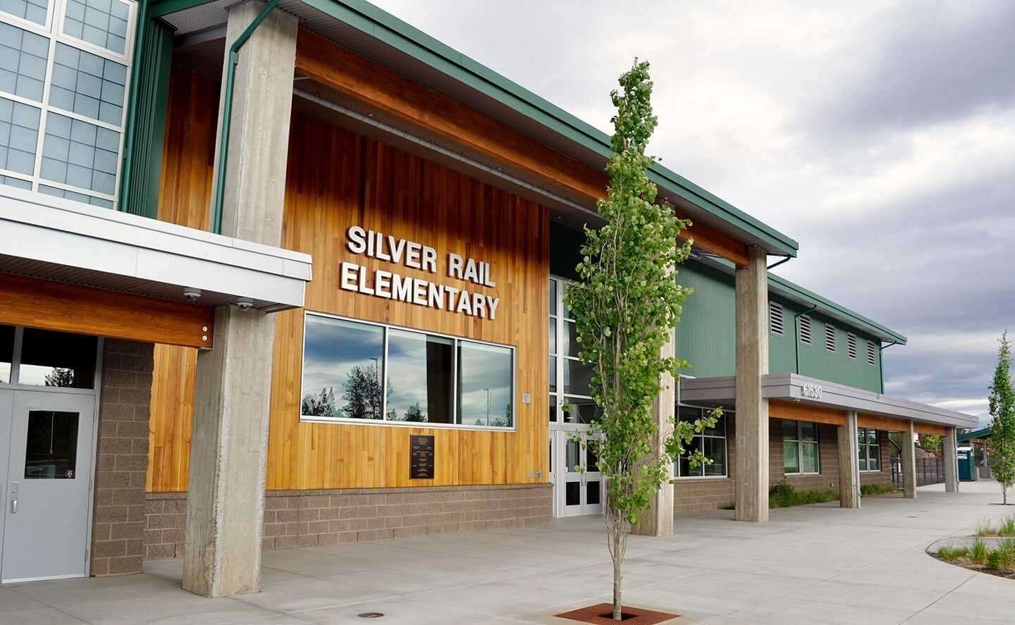 Active shooter reported at elementary school in Bend, Oregon — WESH 2 Orlando