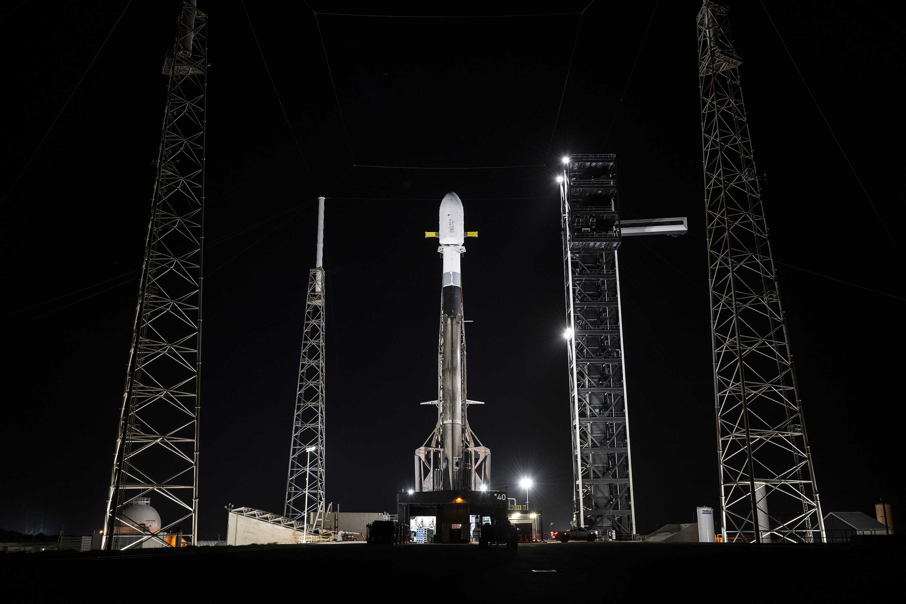 Falcon 9 rocket to carry 32 payloads into orbit from Cape Canaveral — WESH 2 Orlando, Windermere Community news