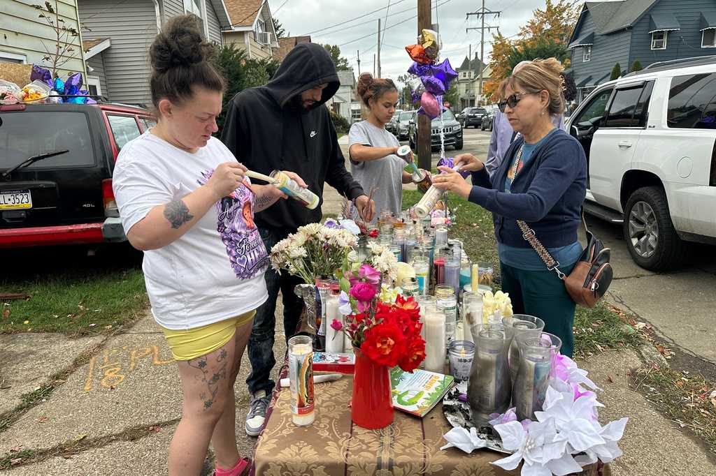 Police: Pennsylvania father who killed 8 restricted family’s money, movements for years — WESH 2 Orlando
