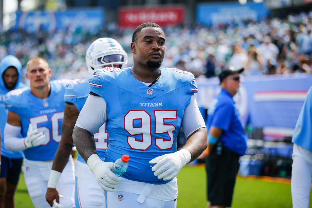 Jordan Elliott was released by Titans after pulling out gun in parking lot, coach Robert Saleh says — WESH 2 Orlando