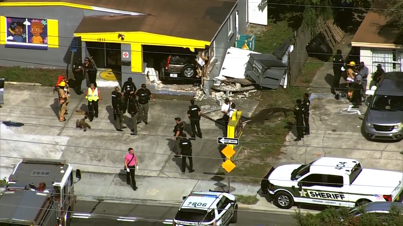 Car plows into Pine Hills children's school — WESH 2 Orlando, Windermere Schools news