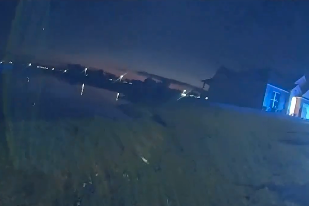 WATCH: Sheriff's deputy jumps into neck-deep pond to rescue missing child with autism — WESH 2 Orlando, Windermere Community news