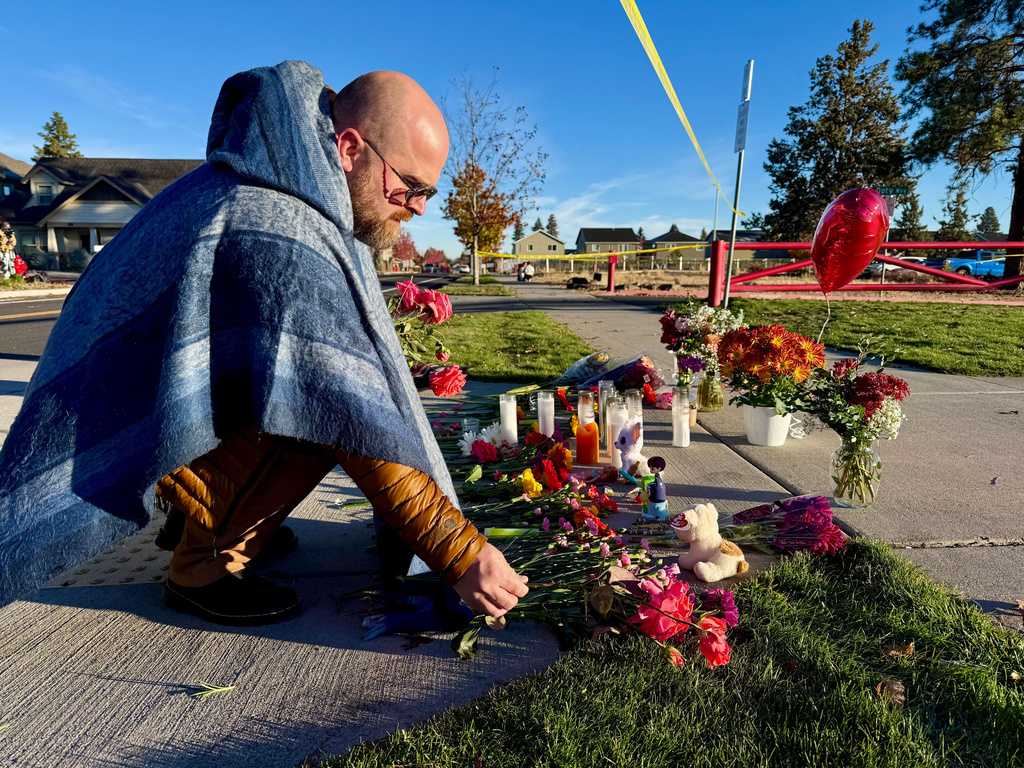 Oregon community mourns 4 killed in school shooting as 2 survivors remain hospitalized — WESH 2 Orlando, Windermere Health news