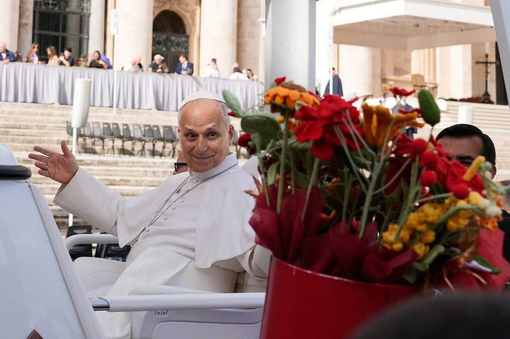 Pope Leo XIV cancels Assisi trip on doctors' advice as he recovers from surgery — WESH 2 Orlando