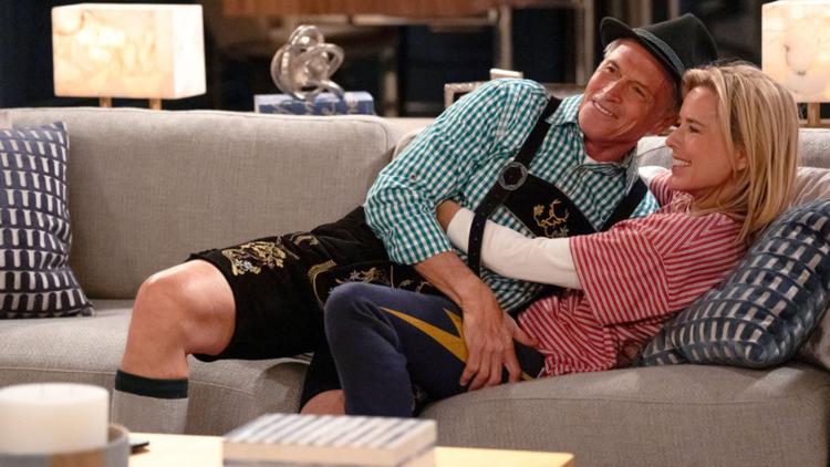Real-life couple Téa Leoni, Tim Daly discuss co-starring in NBC sitcom 'Newlyweds' — KARE 11 Entertainment, Windermere Arts news