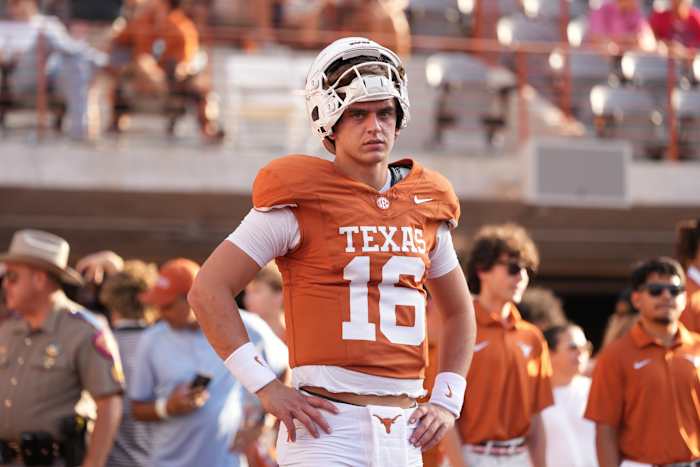 Texas QB Arch Manning apologizes to ESPN reporter Holly Rowe for laughing about fake video of slap — ClickOrlando Sports, Windermere Technology news