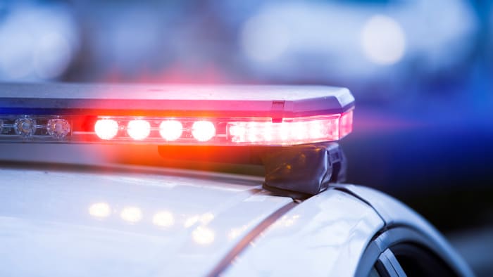 Depression shuts down eastbound lanes of Welch Road in Apopka — ClickOrlando Local, Windermere Community news